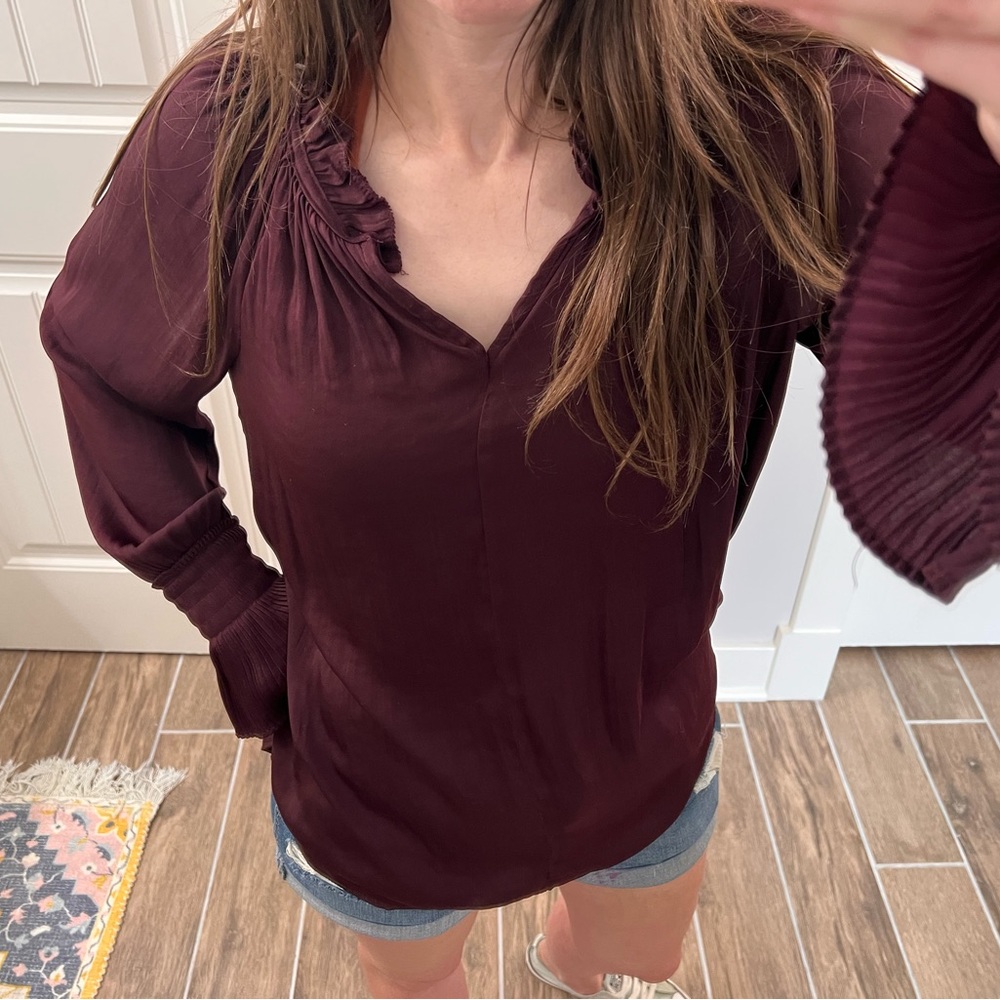 Simply Vera Burgundy Blouse
